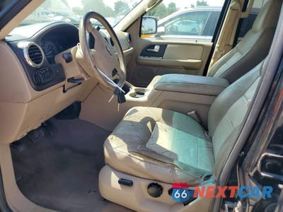 Zdjęcie 7 z 13 samochodu: 2003 FORD EXPEDITION EDDIE BAUER VIN:1FMEU17L03LA09182 - miniatura