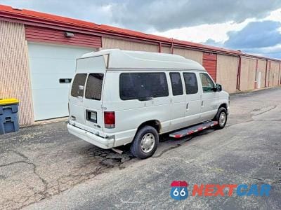 Czwarte zdjęcie samochodu z boku: 2014 FORD ECONOLINE E250 VAN VIN:1FTNE2EW0EDB18825 - miniatura