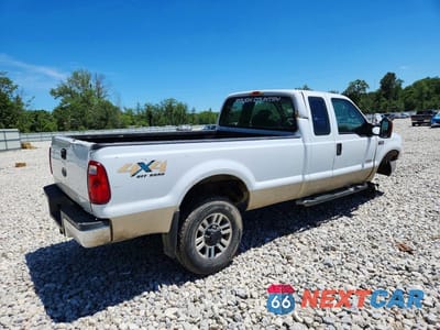 Trzecie zdjęcie samochodu z tyłu: 2004 FORD F250 SUPER DUTY VIN:1FTNX21P44EB84926 - miniatura