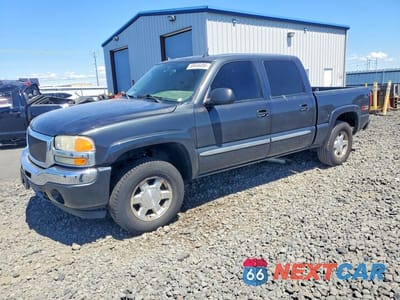 2005 GMC NEW SIERRA K1500 2GTEK13T451219843 - główne zdjęcie licytacji z USA - miniatura