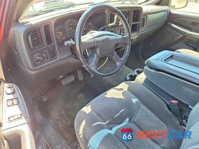 Zdjęcie 8 z 12 samochodu: 2005 CHEVROLET SILVERADO C1500 VIN:1GCEC19V25Z105207 - miniatura