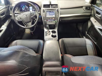 Zdjęcie 8 z 12 samochodu: 2016 TOYOTA CAMRY HYBRID SE VIN:4T1BD1FK3GU197045 - miniatura