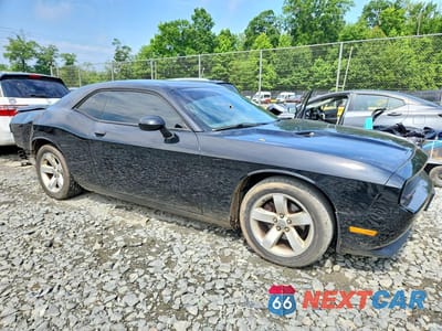 Czwarte zdjęcie samochodu z boku: 2013 DODGE CHALLENGER SXT VIN:2C3CDYAG9DH520845 - miniatura