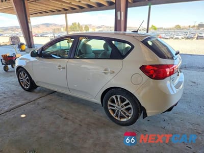 Drugie zdjęcie samochodu z przodu: 2012 KIA FORTE EX VIN:KNAFU5A24C5507242 - miniatura