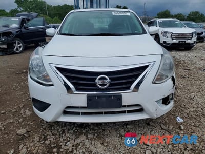 Piąte zdjęcie samochodu w środku: 2019 NISSAN VERSA SV VIN:3N1CN7AP3KL861149 - miniatura