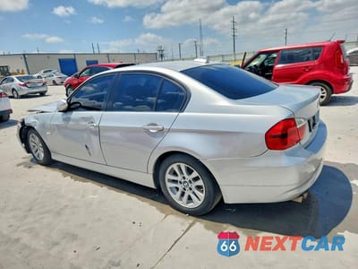 Drugie zdjęcie samochodu z przodu: 2006 BMW 325 I VIN:WBAVB13516PT26464 - miniatura