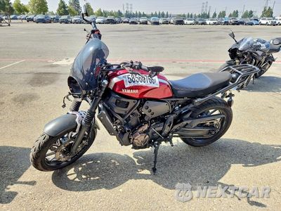 Trzecie zdjęcie samochodu z tyłu: 2018 YAMAHA XSR700 C VIN:JYARM21Y4JA000327 - miniatura