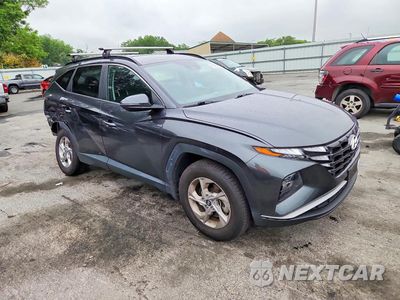 Czwarte zdjęcie samochodu z boku: 2023 HYUNDAI TUCSON SEL VIN:5NMJBCAE5PH219024 - miniatura
