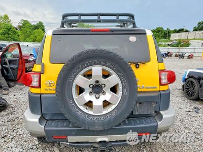 Zdjęcie 6 z 13 samochodu: 2007 TOYOTA FJ CRUISER BASE VIN:JTEBU11FX70035446 - miniatura