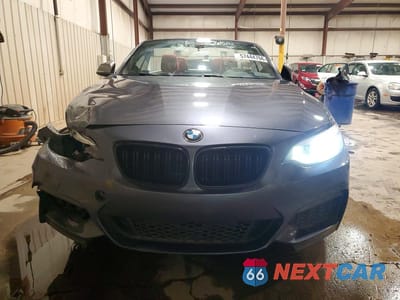 Piąte zdjęcie samochodu w środku: 2018 BMW M240XI VIN:WBA2N3C51JVC29391 - miniatura
