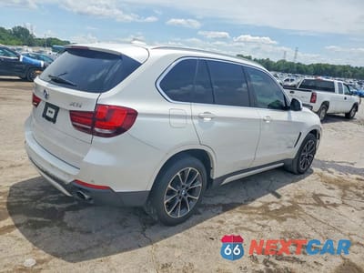 Trzecie zdjęcie samochodu z tyłu: 2017 BMW X5 SDRIVE35I VIN:5UXKR2C53H0U19407 - miniatura