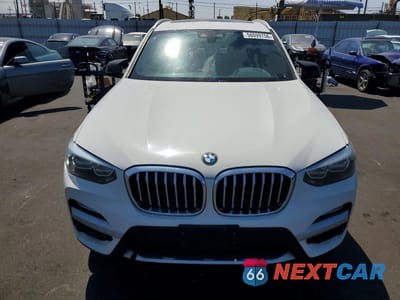 Piąte zdjęcie samochodu w środku: 2019 BMW X3 SDRIVE30I VIN:5UXTR7C55KLF24525 - miniatura
