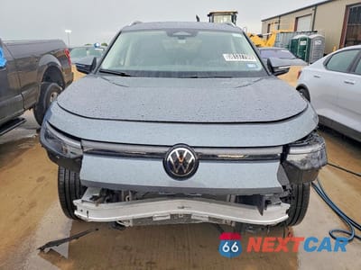 Piąte zdjęcie samochodu w środku: 2026 VOLKSWAGEN TIGUAN SE VIN:3VVER7RM6TM038989 - miniatura