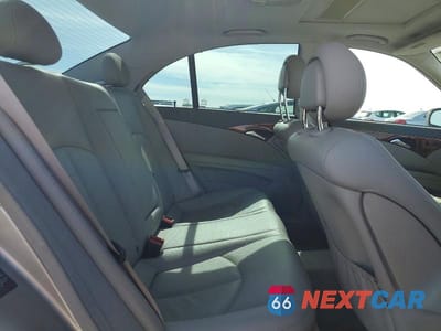 Zdjęcie 10 z 12 samochodu: 2005 MERCEDES-BENZ E 500 VIN:WDBUF70J35A657442 - miniatura