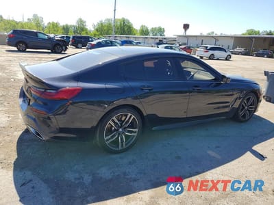 Trzecie zdjęcie samochodu z tyłu: 2022 BMW 840XI VIN:WBAGV4C01NCJ13106 - miniatura
