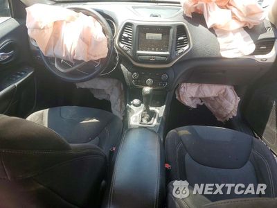 Zdjęcie 8 z 13 samochodu: 2015 JEEP CHEROKEE LATITUDE VIN:1C4PJMCB1FW727556 - miniatura