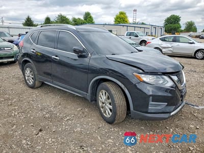 Czwarte zdjęcie samochodu z boku: 2020 NISSAN ROGUE SV VIN:JN8AT2MV9LW136131 - miniatura