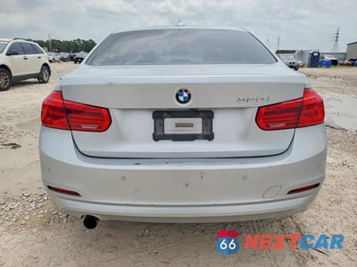 Zdjęcie 6 z 12 samochodu: 2017 BMW 320 I VIN:WBA8E1G38HNU17761 - miniatura