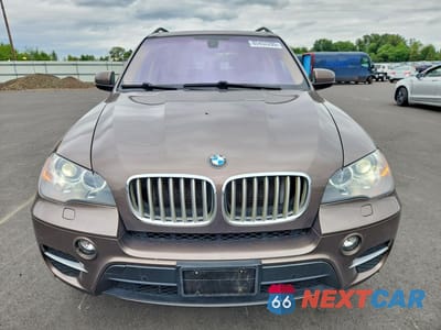 Piąte zdjęcie samochodu w środku: 2013 BMW X5 XDRIVE35I VIN:5UXZV4C50D0B06897 - miniatura