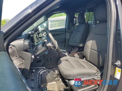 Zdjęcie 7 z 13 samochodu: 2020 FORD EXPLORER POLICE INTERCEPTOR VIN:1FM5K8AB5LGC64496 - miniatura