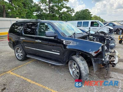 Czwarte zdjęcie samochodu z boku: 2011 CADILLAC ESCALADE LUXURY VIN:1GYS4BEF5BR130046 - miniatura
