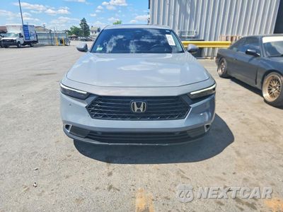 Piąte zdjęcie samochodu w środku: 2024 HONDA ACCORD TOURING HYBRID VIN:1HGCY2F83RA055324 - miniatura