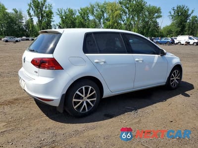 Trzecie zdjęcie samochodu z tyłu: 2017 VOLKSWAGEN GOLF S VIN:3VW217AUXHM076900 - miniatura