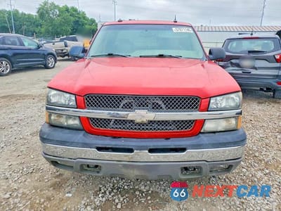 Piąte zdjęcie samochodu w środku: 2003 CHEVROLET SILVERADO C1500 VIN:1GCEC19T33Z194488 - miniatura