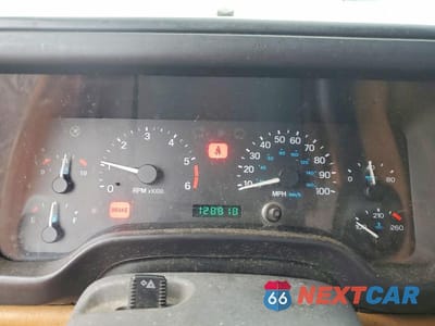 Zdjęcie 9 z 13 samochodu: 1998 JEEP WRANGLER / TJ SPORT VIN:1J4FY19S9WP786680 - miniatura