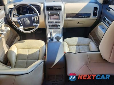 Zdjęcie 8 z 13 samochodu: 2008 LINCOLN MKX VIN:2LMDU88CX8BJ06209 - miniatura