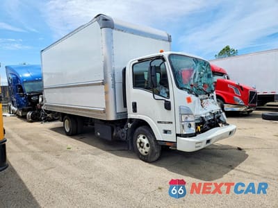 2024 ISUZU NPR HD BOX TRUCK JALC4W16XR7015678 - główne zdjęcie licytacji z USA - miniatura