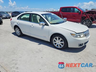 Czwarte zdjęcie samochodu z boku: 2009 LINCOLN MKZ VIN:3LNHM26T49R635929 - miniatura