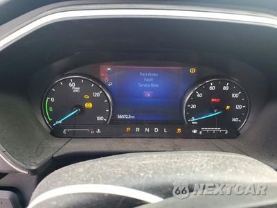 Zdjęcie 9 z 13 samochodu: 2021 FORD ESCAPE SE VIN:1FMCU9BZ8MUA05216 - miniatura