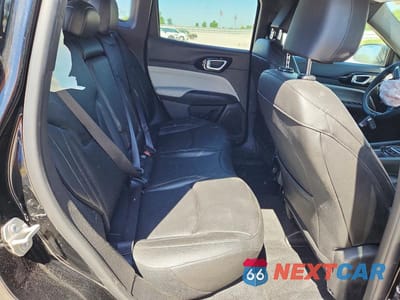Zdjęcie 10 z 13 samochodu: 2025 JEEP COMPASS LIMITED VIN:3C4NJDCN2ST578818 - miniatura