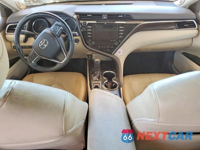 Zdjęcie 8 z 12 samochodu: 2018 TOYOTA CAMRY XLE V6 VIN:4T1BZ1HK8JU506742 - miniatura