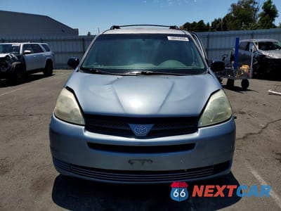 Piąte zdjęcie samochodu w środku: 2004 TOYOTA SIENNA LE 7 PASSENGER VIN:5TDZA23C64S152339 - miniatura