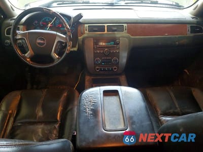Zdjęcie 8 z 12 samochodu: 2007 GMC NEW SIERRA K1500 VIN:2GTEK19J471593703 - miniatura