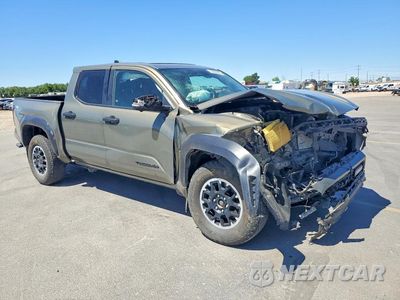 Czwarte zdjęcie samochodu z boku: 2024 TOYOTA TACOMA TRD OFF-ROAD VIN:3TMLB5JN1RM069434 - miniatura
