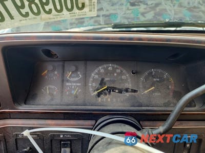 Zdjęcie 9 z 12 samochodu: 1990 FORD F350 VIN:1FTHF36M9LNB17127 - miniatura