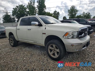 Czwarte zdjęcie samochodu z boku: 2016 RAM 1500 LONGHORN VIN:1C6RR7PM6GS282780 - miniatura
