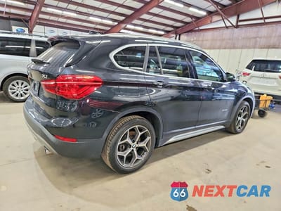 Trzecie zdjęcie samochodu z tyłu: 2018 BMW X1 XDRIVE28I VIN:WBXHT3C36J5K28366 - miniatura