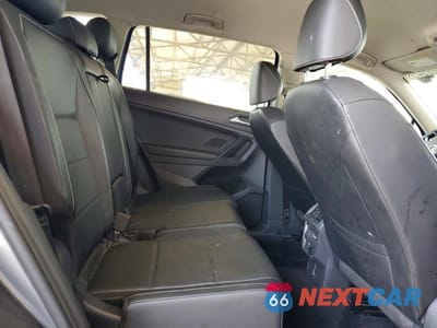 Zdjęcie 10 z 12 samochodu: 2021 VOLKSWAGEN TIGUAN SE VIN:3VV2B7AX6MM048422 - miniatura