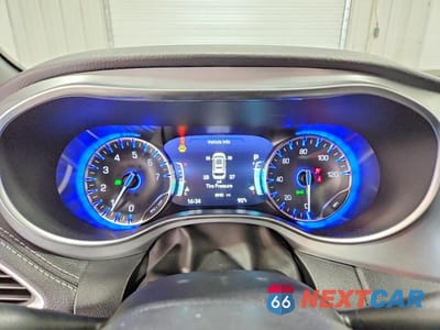 Zdjęcie 9 z 13 samochodu: 2026 CHRYSLER PACIFICA LIMITED VIN:2C4RC1GG9TR178930 - miniatura
