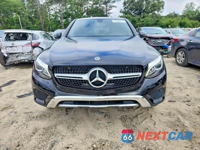Piąte zdjęcie samochodu w środku: 2018 MERCEDES-BENZ GLC COUPE 300 4MATIC VIN:WDC0J4KB6JF379632 - miniatura
