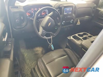 Zdjęcie 8 z 11 samochodu: 2023 CHEVROLET SILVERADO C1500 VIN:3GCNAAEK2PG354398 - miniatura