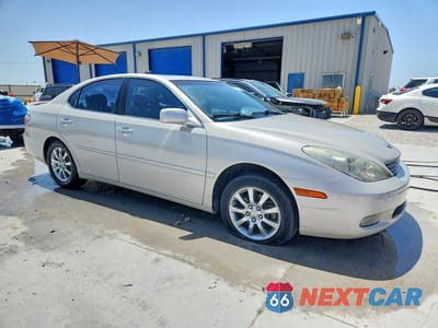 Czwarte zdjęcie samochodu z boku: 2003 LEXUS ES 300 VIN:JTHBF30G530140635 - miniatura