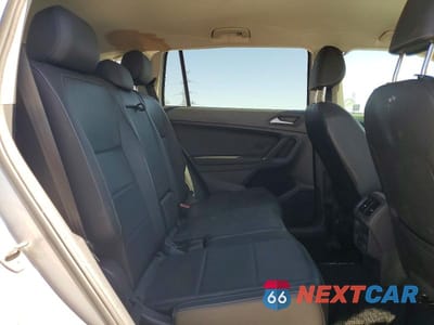 Zdjęcie 10 z 12 samochodu: 2020 VOLKSWAGEN TIGUAN SE VIN:3VV2B7AX6LM076705 - miniatura