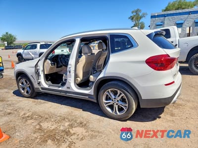 Drugie zdjęcie samochodu z przodu: 2019 BMW X3 SDRIVE30I VIN:5UXTR7C57KLR45630 - miniatura