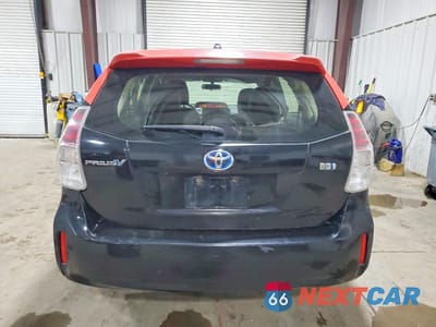 Zdjęcie 6 z 12 samochodu: 2015 TOYOTA PRIUS V TWO VIN:JTDZN3EU4FJ016713 - miniatura