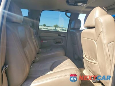Zdjęcie 11 z 13 samochodu: 2003 GMC YUKON XL DENALI VIN:1GKFK66U33J168543 - miniatura